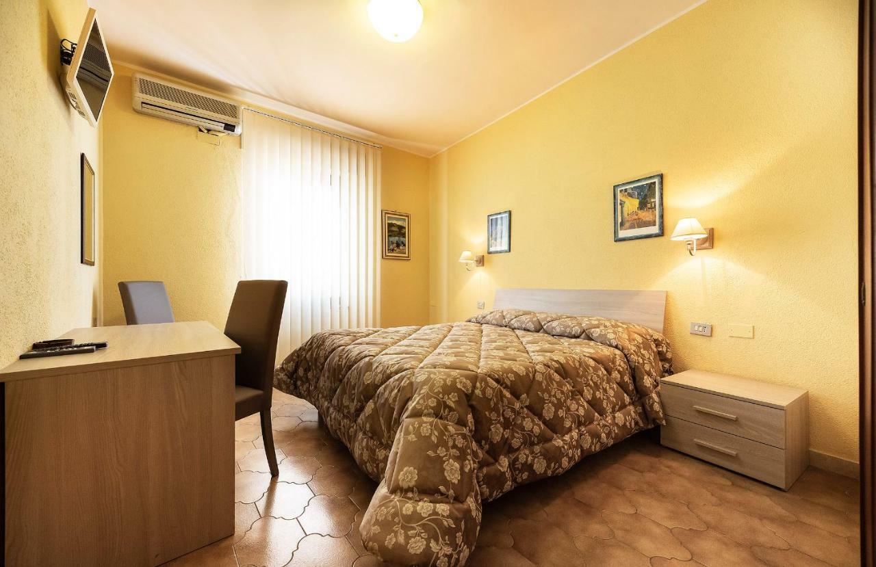 Hotel Aurelia Tarquinia Exterior photo